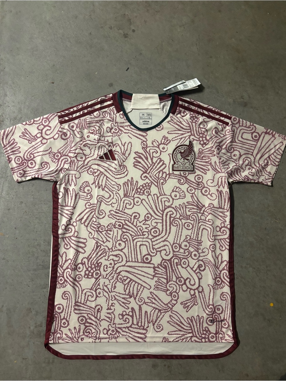 adidas Men's White & Maroon Aztec Graphic Jersey